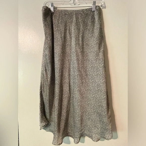 Sienna Sky White and Black Flecked Patterned  Slip Skirt Size Large - Picture 3 of 7